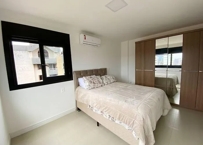 Apto Central E Proximo A Praia